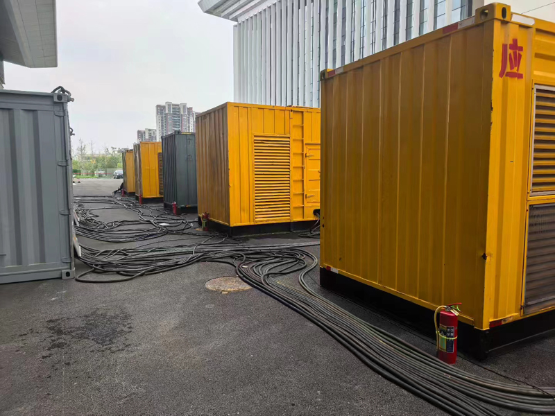 喀左不同季节柴油发电机组保养有哪些注意事项？